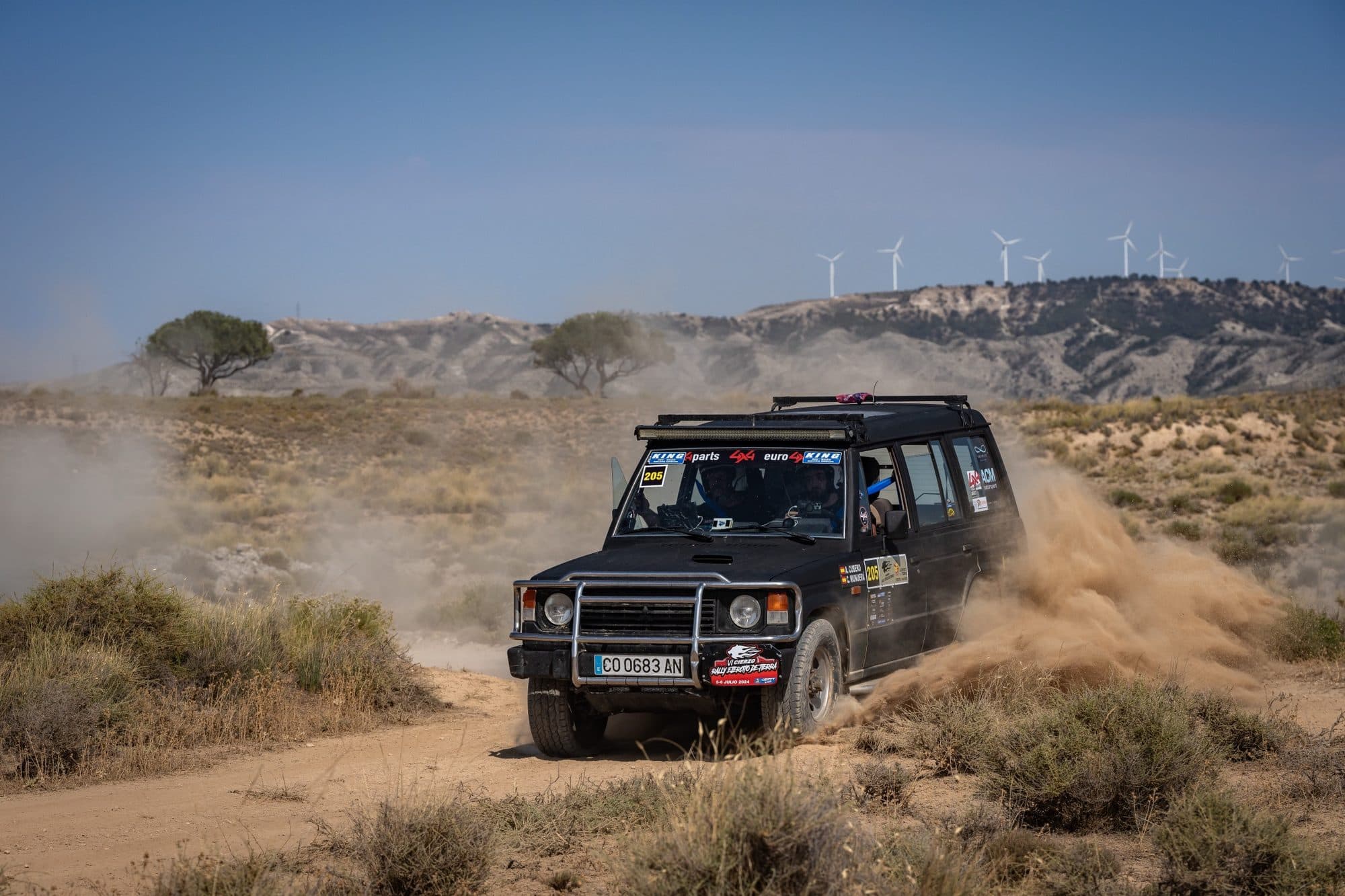 El Pajero levantando arena en el VI Cierzo Rally Ejército de Tierra
