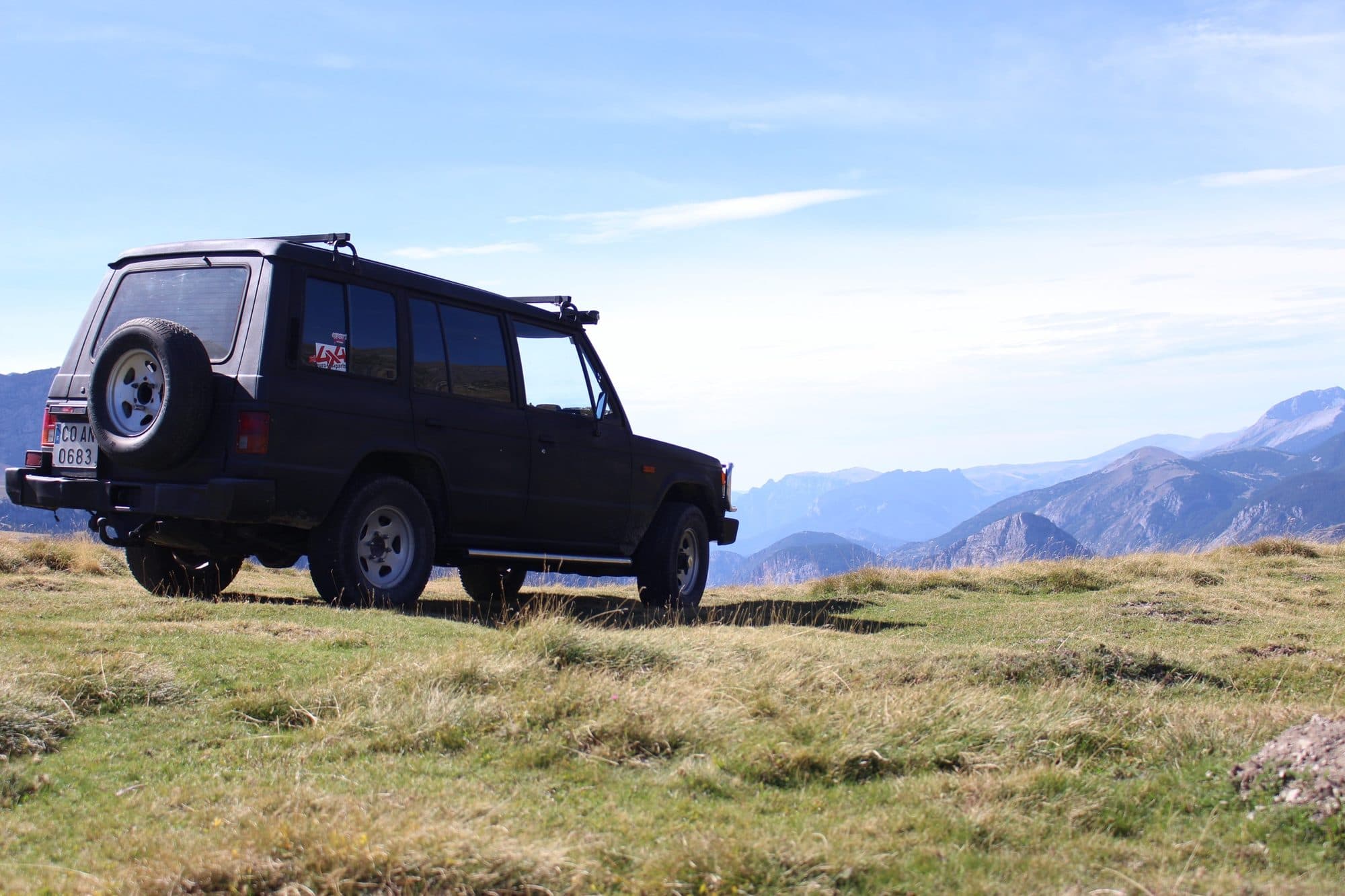 El Pajero en un prado de alta montaña